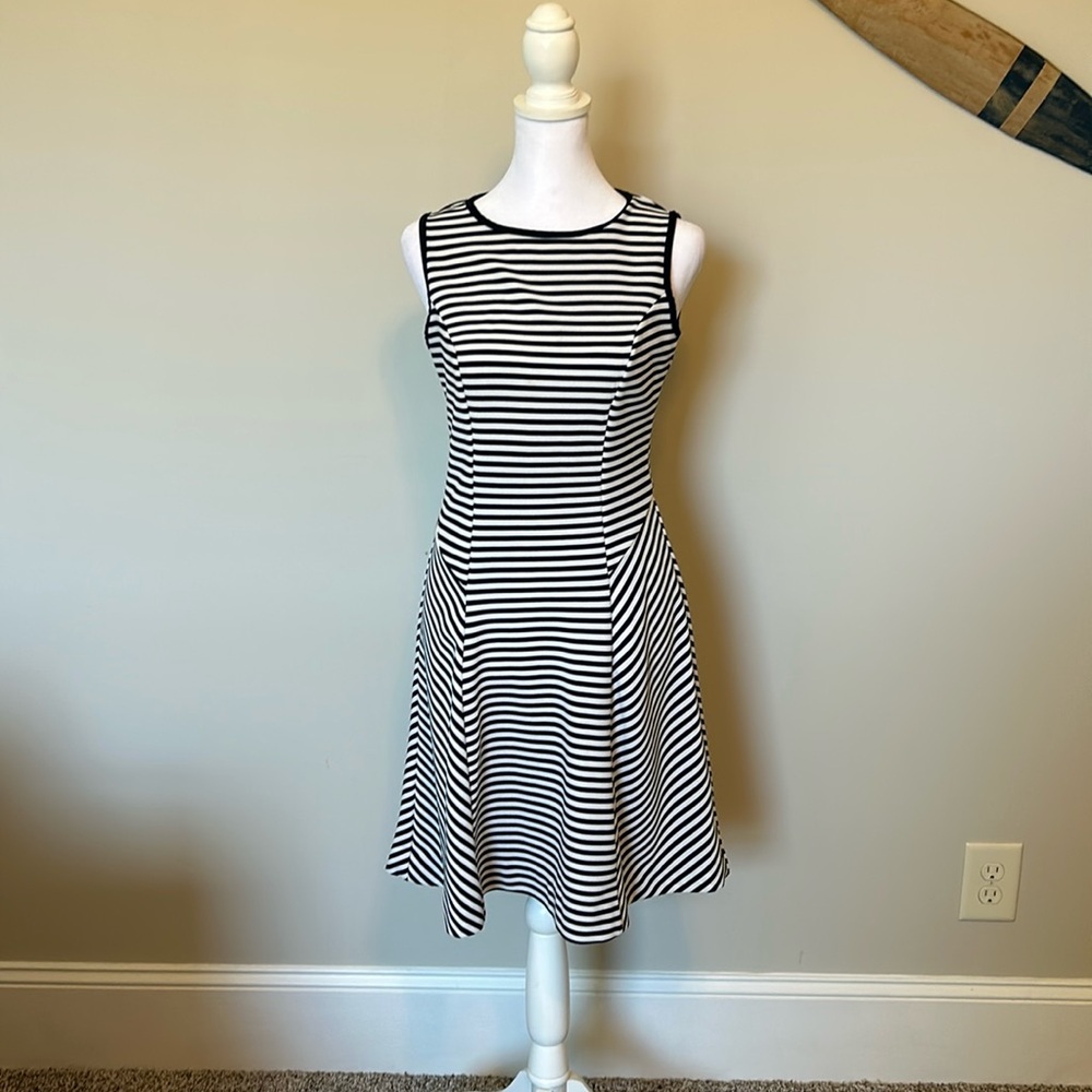 Dark blue and white striped New York and co dress. Size small